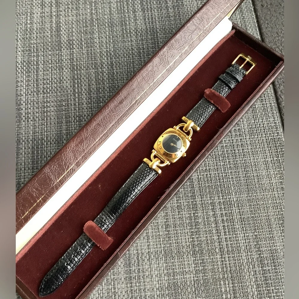 Authentic GUCCI ladies watch 🌹 DRESSY🔥 - Picture 3 of 12